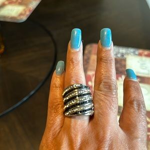 NWOT black and crystal ring